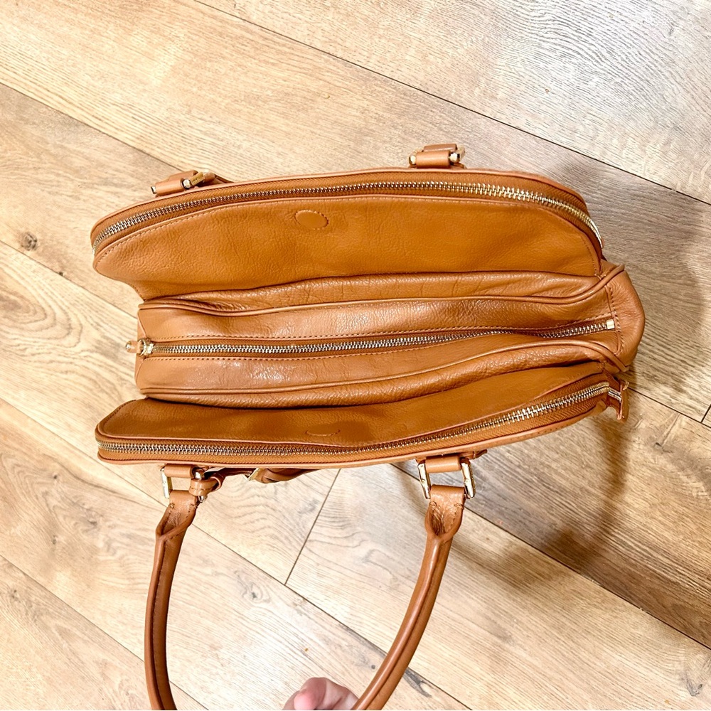 TORY BURCH Rotal tan Thea triple zipper handbag - Great size!! - Picture 8 of 12